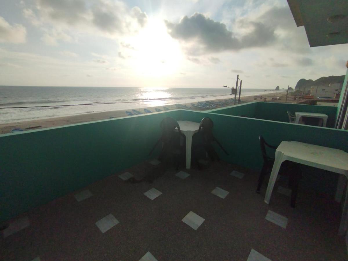 The Lookout Beach Hotel San Lorenzo Exterior foto
